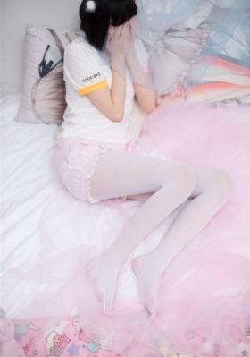 隔壁房间有个日本女孩很开放_日韩手机在线观看